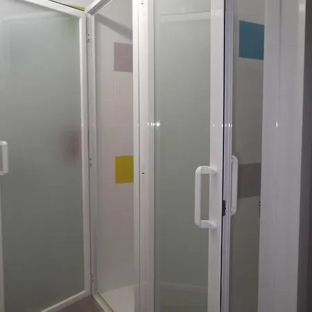 بيت شباب Albergue Cetina *